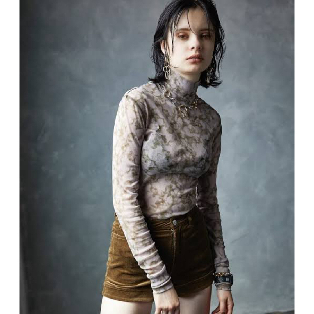 JUEMI(ジュエミ)のJuemi STONE TULLE TURTLE NECK シアートップス レディースのトップス(カットソー(長袖/七分))の商品写真