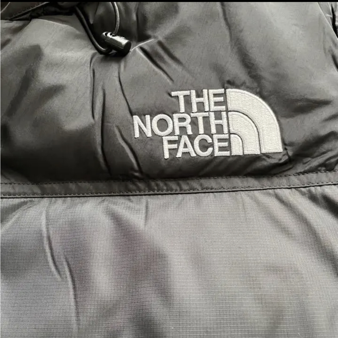 THE NORTH FACE(ザノースフェイス)の【新品未使用】ザ ノースフェイス ヌプシジャケット メンズ Lサイズ メンズのジャケット/アウター(ダウンジャケット)の商品写真
