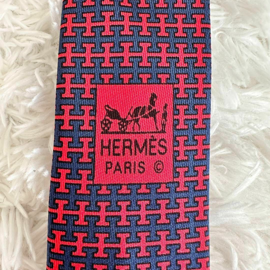 美品】エルメス ネクタイ ネイビー レッド H柄 ハイブランド 美品】エルメス ネクタイ ネイビー レッド H柄 ハイブランド