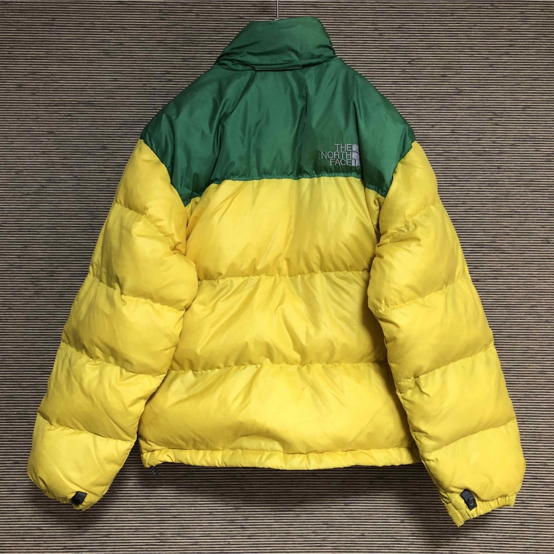 THE NORTH FACE(ザノースフェイス)の【ノースフェイス】ダウンジャケット　ヌプシ　700　黄色緑　ワンポイントK7 メンズのジャケット/アウター(ダウンジャケット)の商品写真