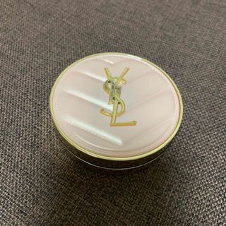 イヴサンローラン(Yves Saint Laurent)のイブサンローランクッションファンデ(ファンデーション)