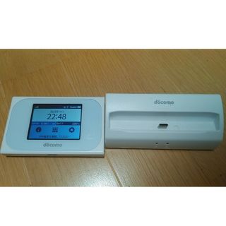 エヌイーシー(NEC)のdocomo Wi-Fi STATION N-01J クレードル付(その他)