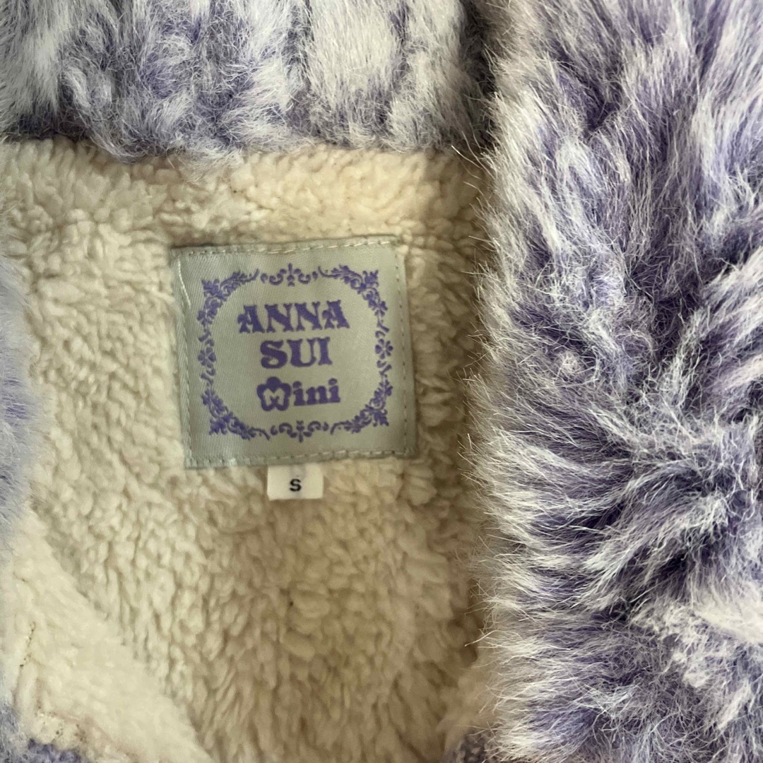 ANNA SUI mini(アナスイミニ)のアナスイミニ  花刺繍　ニットカーディガン キッズ/ベビー/マタニティのキッズ服女の子用(90cm~)(カーディガン)の商品写真