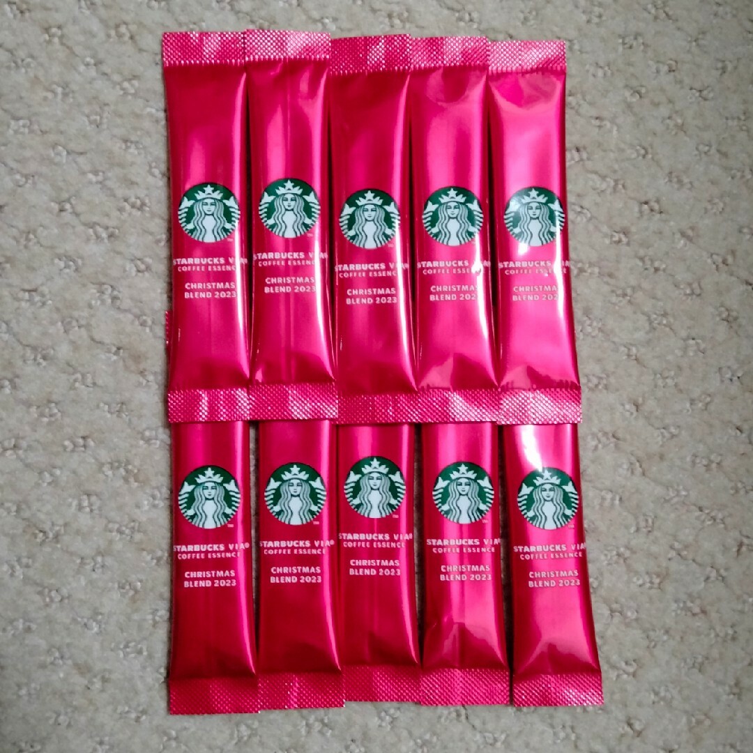 Starbucks Coffee(スターバックスコーヒー)のスタバ　クリスマスブレンド　ヴィア　10本 食品/飲料/酒の飲料(コーヒー)の商品写真