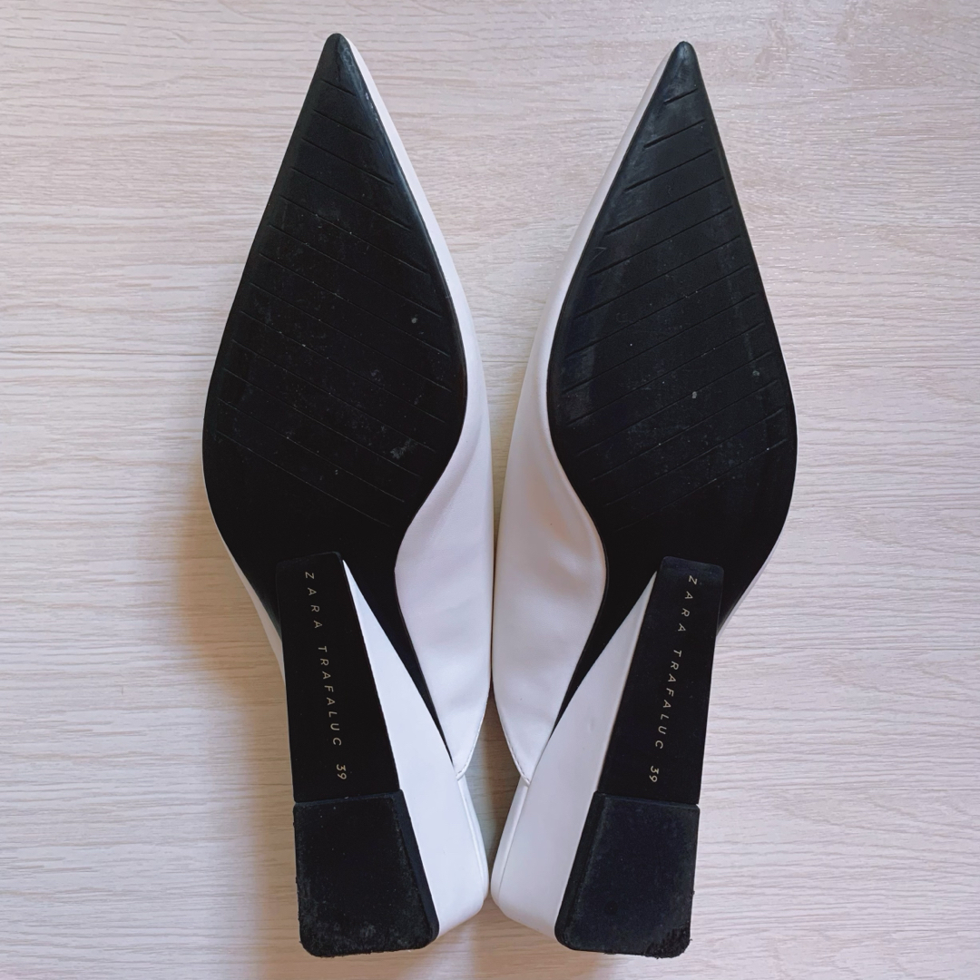 ZARA(ザラ)のZARA　パンプス　サンダル　ブーツ　フラットシューズ　ポインテッドトゥ レディースの靴/シューズ(ハイヒール/パンプス)の商品写真