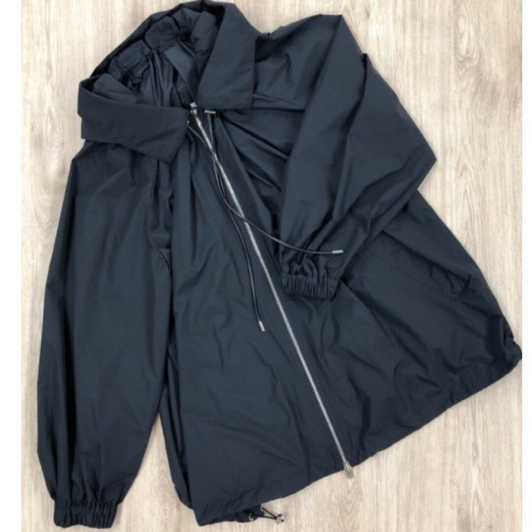 DEUXIEME CLASSE(ドゥーズィエムクラス)のCINOH NYLON HOODIE BLOUSON レディースのジャケット/アウター(ブルゾン)の商品写真