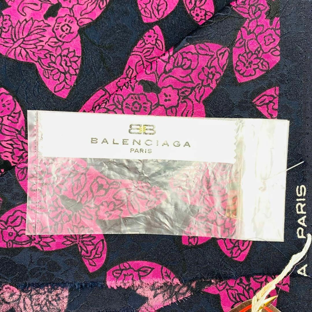 Balenciaga(バレンシアガ)の◎未使用品★BALENCIAGA★高級布生地 90cm×3.8m 花柄 ブラック ハンドメイドの素材/材料(生地/糸)の商品写真