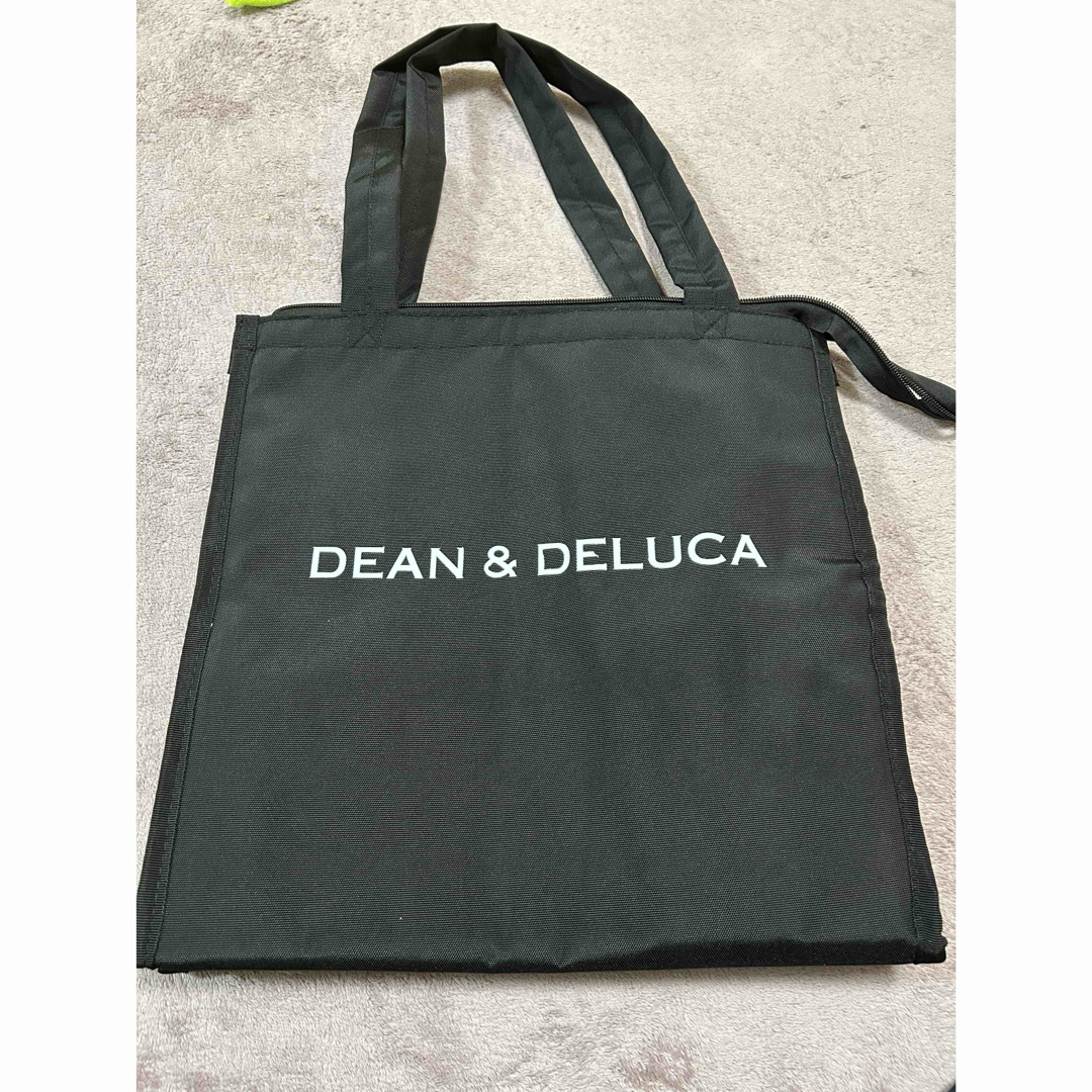 DEAN & DELUCA(ディーンアンドデルーカ)のDEAN&DELUCA ディーン＆デルーカ ランチバッグ　保冷クーラー  大容量 インテリア/住まい/日用品のキッチン/食器(弁当用品)の商品写真