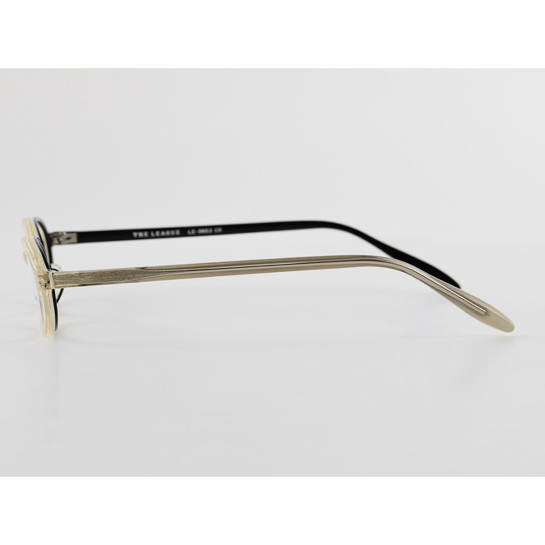 SEIKO(セイコー)のSEIKO キハク クリア 白黒 オーバル 小さいサイズのメガネ 153 レディースのファッション小物(サングラス/メガネ)の商品写真