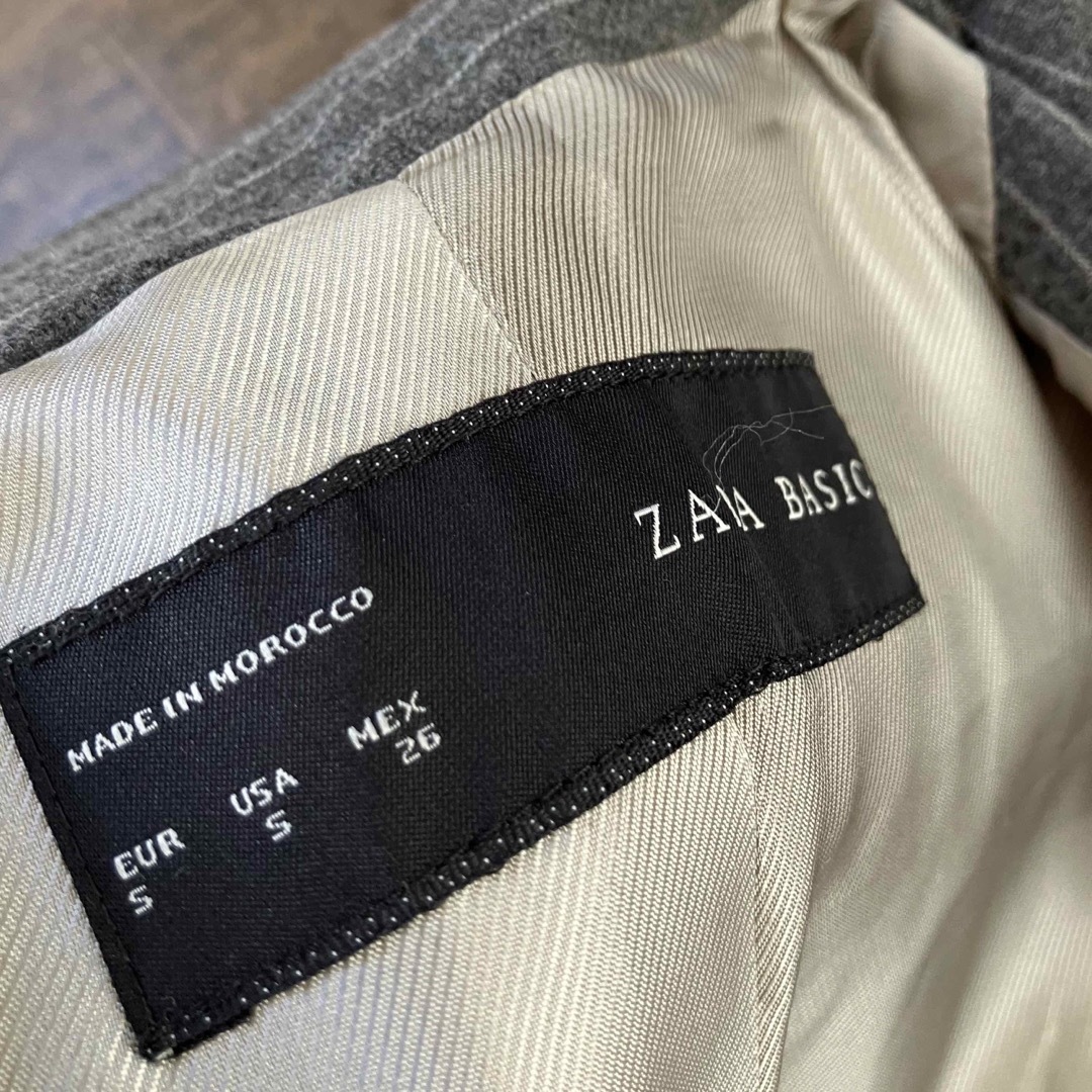 ZARA(ザラ)のZARA ザラ　スタンドカラー　ストライプジャケット レディースのジャケット/アウター(テーラードジャケット)の商品写真