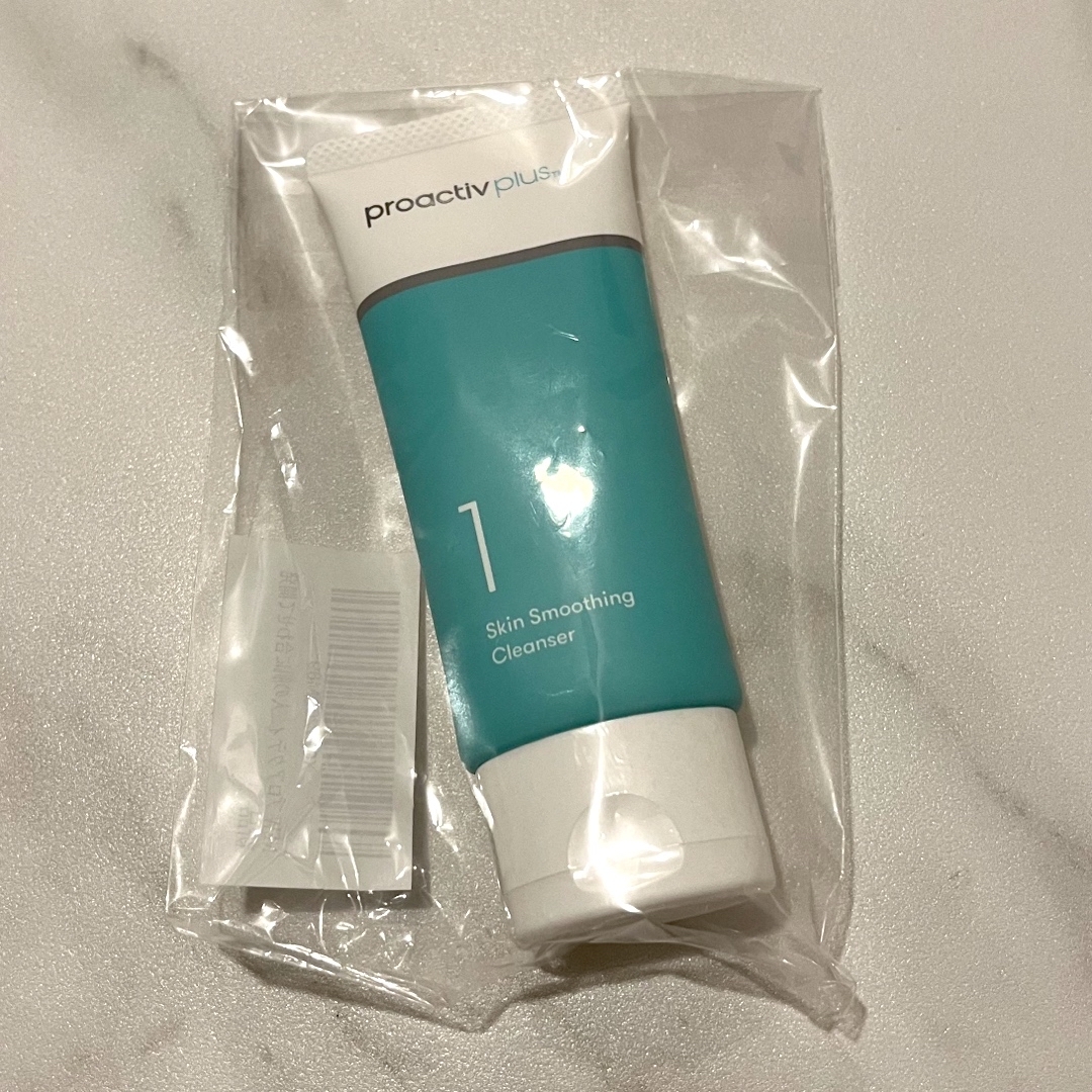 proactiv(プロアクティブ)の【新品】　プロアクティブ　スキンスムージング　クレンザー　薬用洗顔料 60g コスメ/美容のスキンケア/基礎化粧品(洗顔料)の商品写真