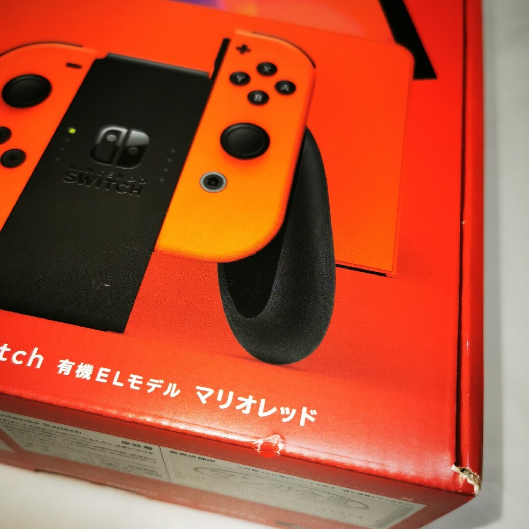 Nintendo SWITCH 有機EL ネオンレッド スイッチ エンタメ/ホビーのゲームソフト/ゲーム機本体(家庭用ゲーム機本体)の商品写真