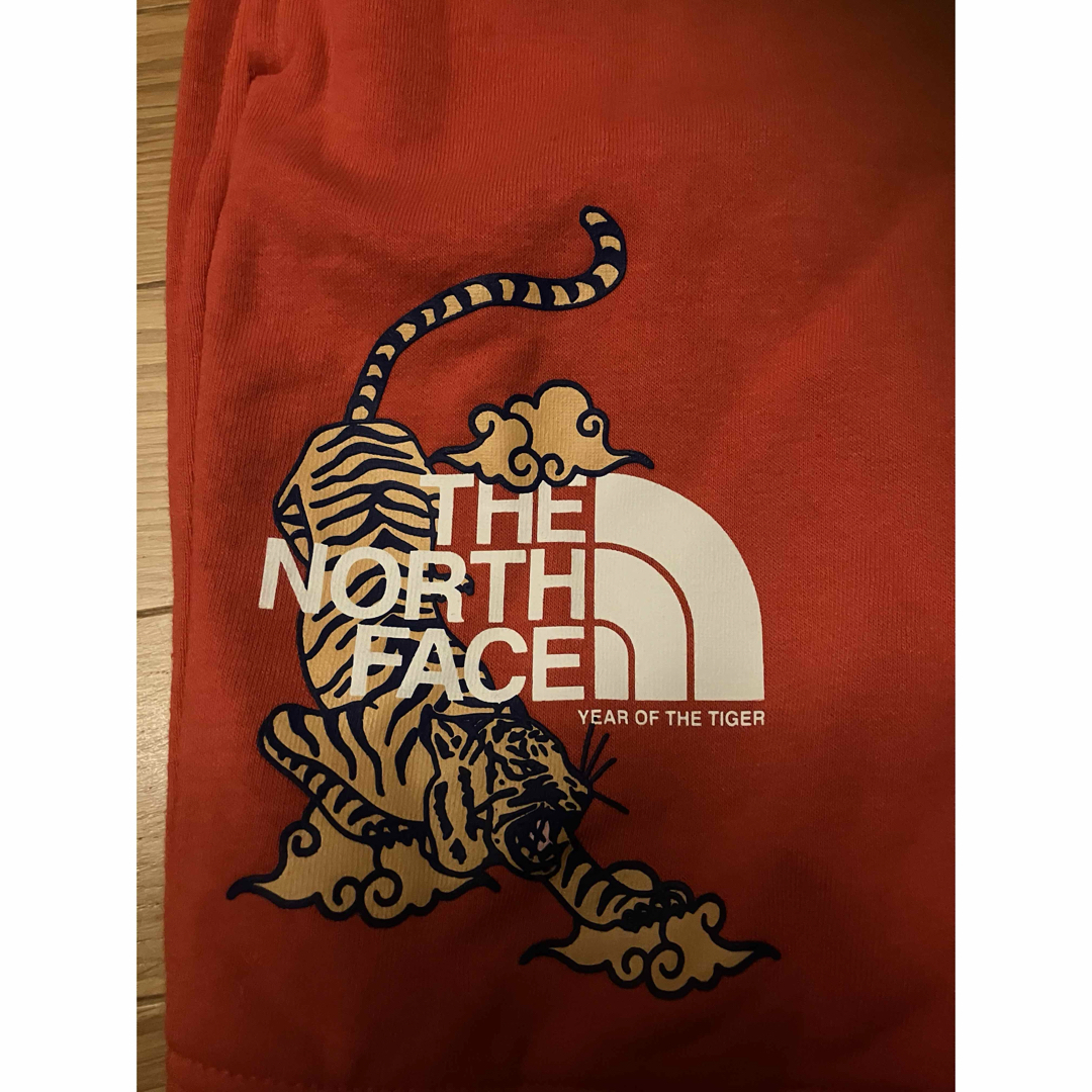 THE NORTH FACE(ザノースフェイス)のTHE NORTH FACEスウェットパンツ 大きいsize XXL 赤系 メンズのパンツ(その他)の商品写真