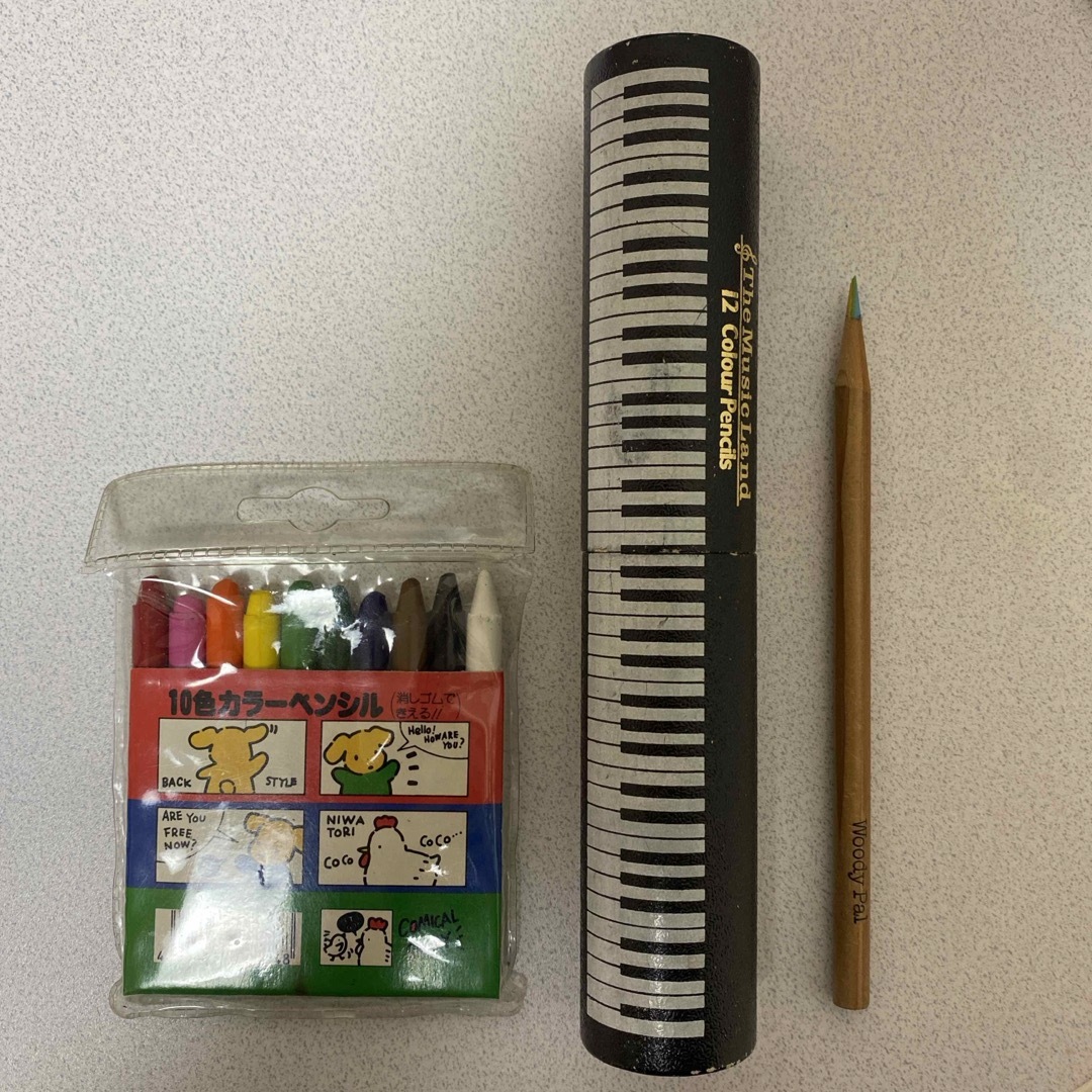 色鉛筆&カラーペンシル&虹色鉛筆　セット　ピアノ柄 エンタメ/ホビーのアート用品(色鉛筆)の商品写真