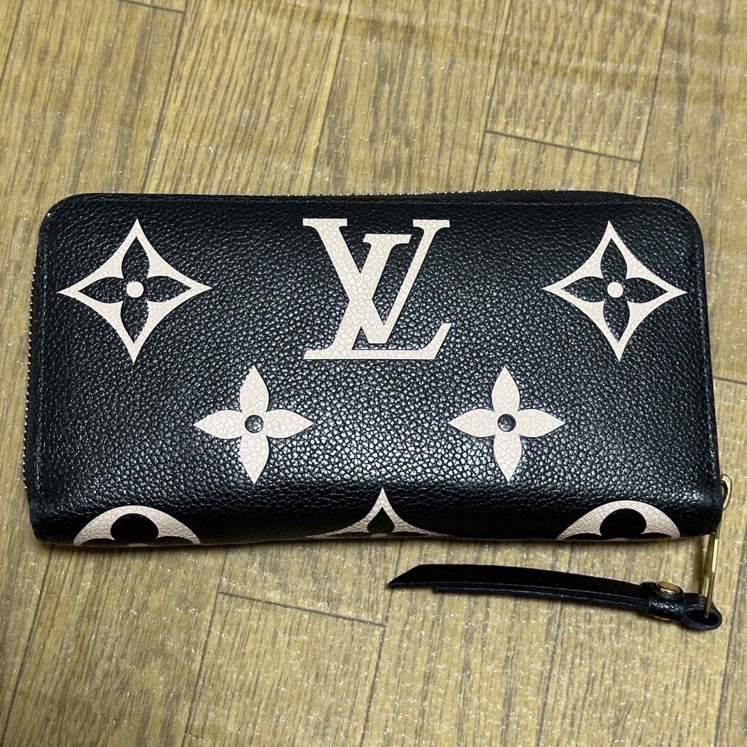 LV ルイヴィトン　ジッピーウォレットルイヴィトン