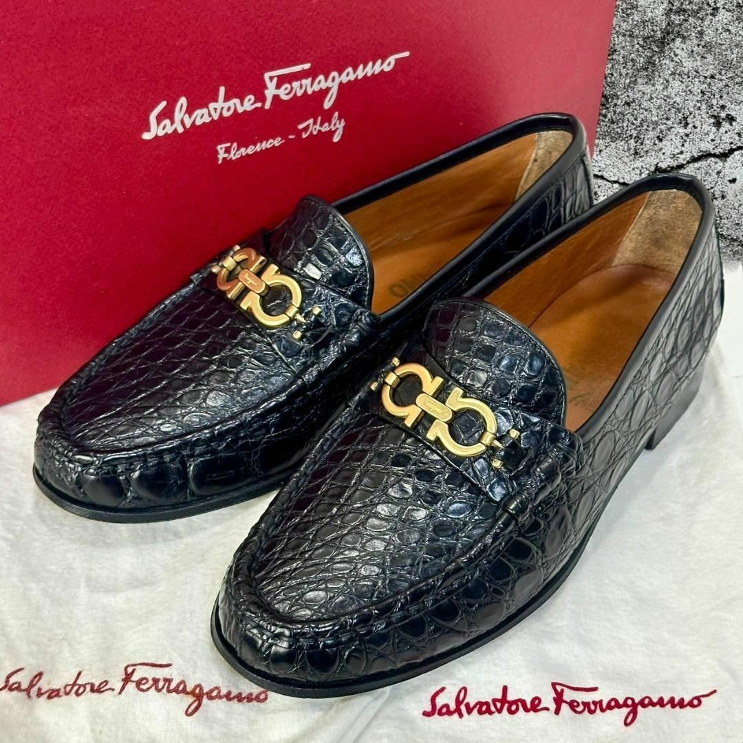 Salvatore Ferragamo サルヴァトーレフェラガモ　黒　超美品7D