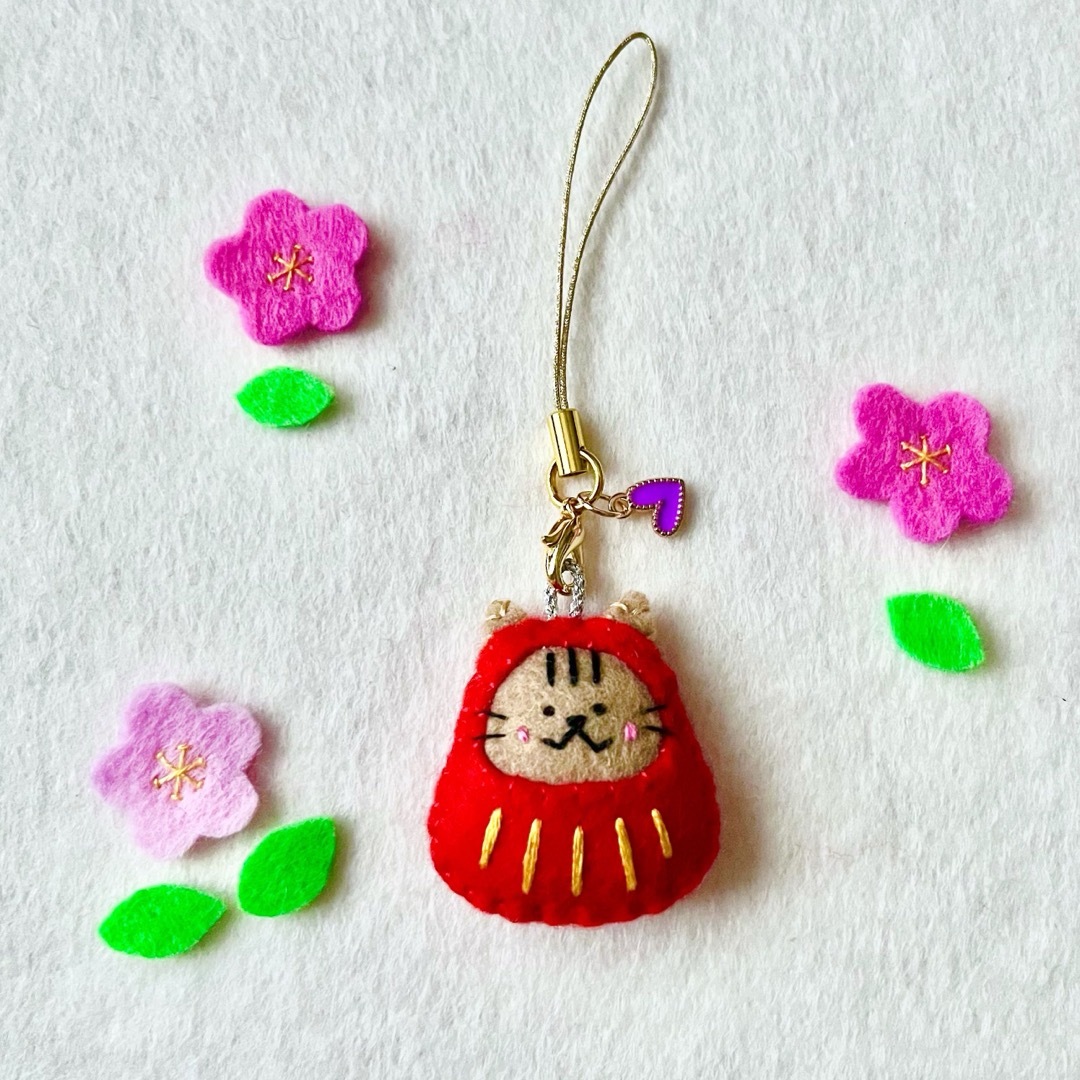 😸ねこだるま お守り フェルト ストラップの通販 by Karina's 😸ねこだるま お守り フェルト ストラップの通販 by Karina's