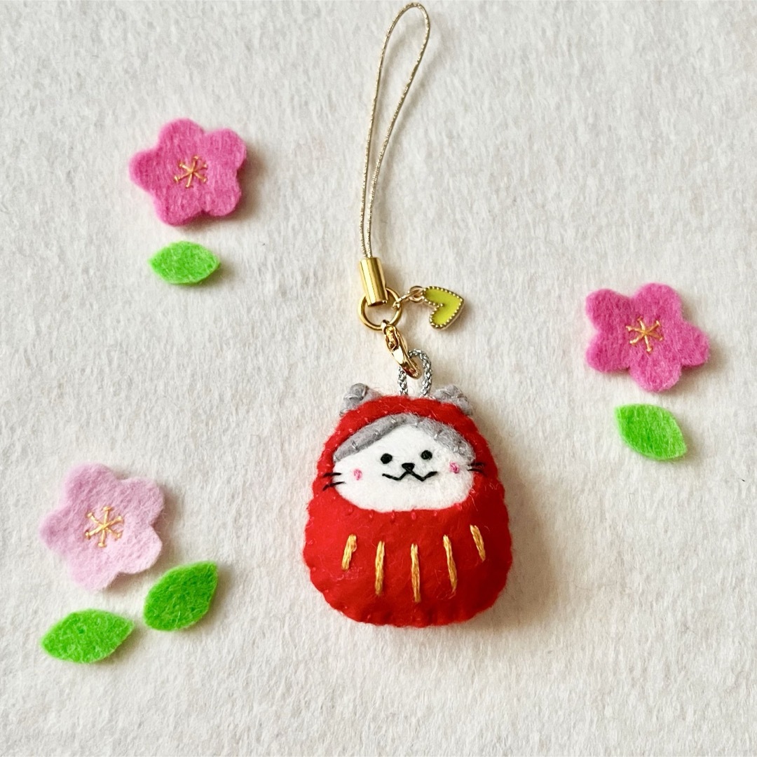 😺ねこだるま お守り フェルト ストラップの通販 by Karina's 😺ねこだるま お守り フェルト ストラップの通販 by Karina's