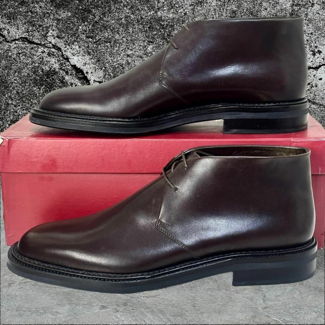 Salvatore Ferragamo(サルヴァトーレフェラガモ)の☆未使用級☆サルヴァトーレフェラガモ チャッカブーツ 8.5/26.5cm 本革 メンズの靴/シューズ(ブーツ)の商品写真