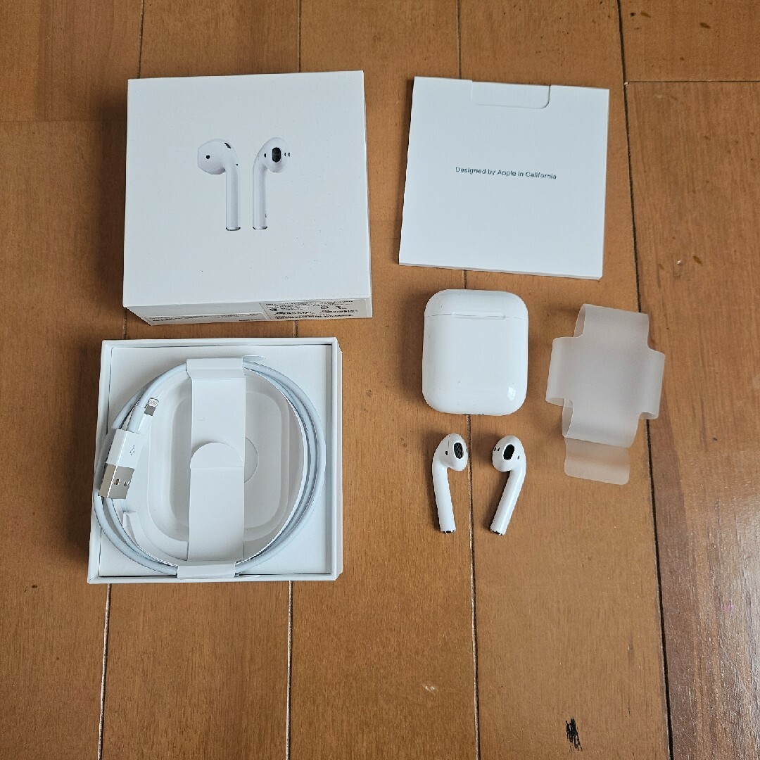 ジャンク品第一世代 APPLE AirPods イヤホン MMEF2J/A | フリマアプリ ラクマ