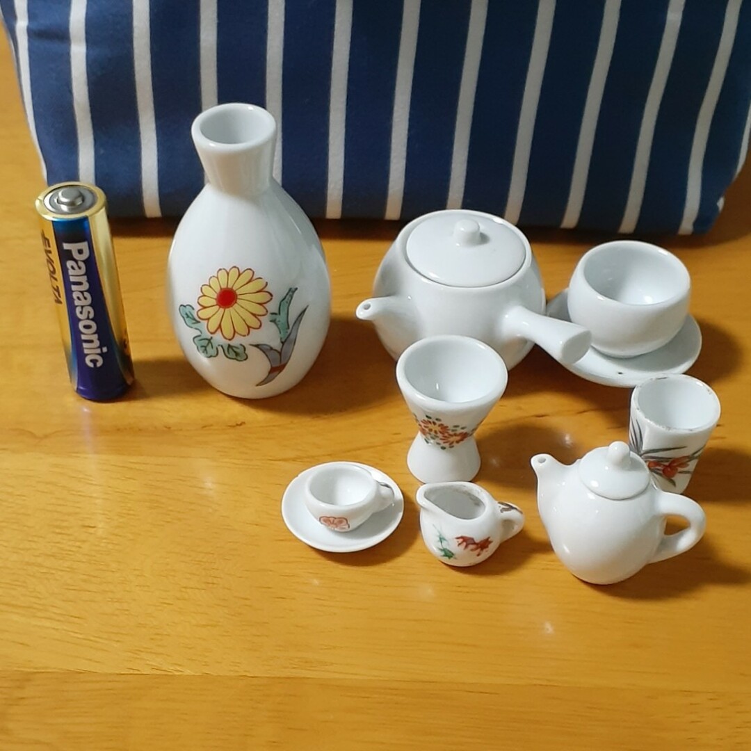 有田焼ミニチュア ハンドメイドのおもちゃ(ミニチュア)の商品写真