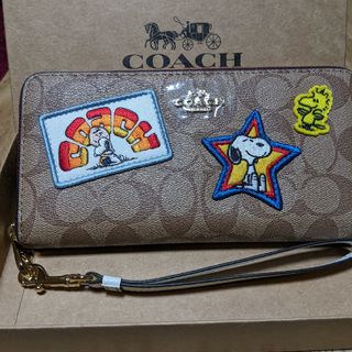 コーチ(COACH)のCOACH 長財布　シグネチャースヌーピー(財布)