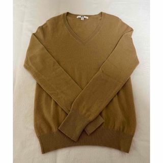 ユニクロ(UNIQLO)のUNIQLO ユニクロ　カシミヤセーター　Vネック　ベージュ　Sサイズ(ニット/セーター)