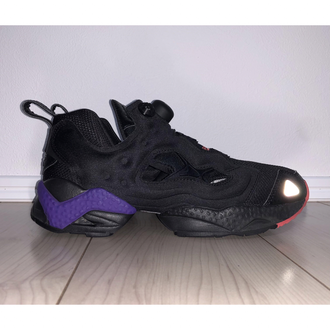 Reebok(リーボック)の25cm 良品 REEBOK INSTA PUMP FURY 95 黒 紫 og メンズの靴/シューズ(スニーカー)の商品写真