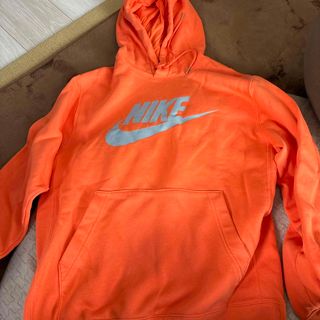 ナイキ(NIKE)のNIKE パーカー(パーカー)