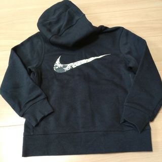 ナイキ(NIKE)のナイキ　ジップアップパーカー　130(ジャケット/上着)