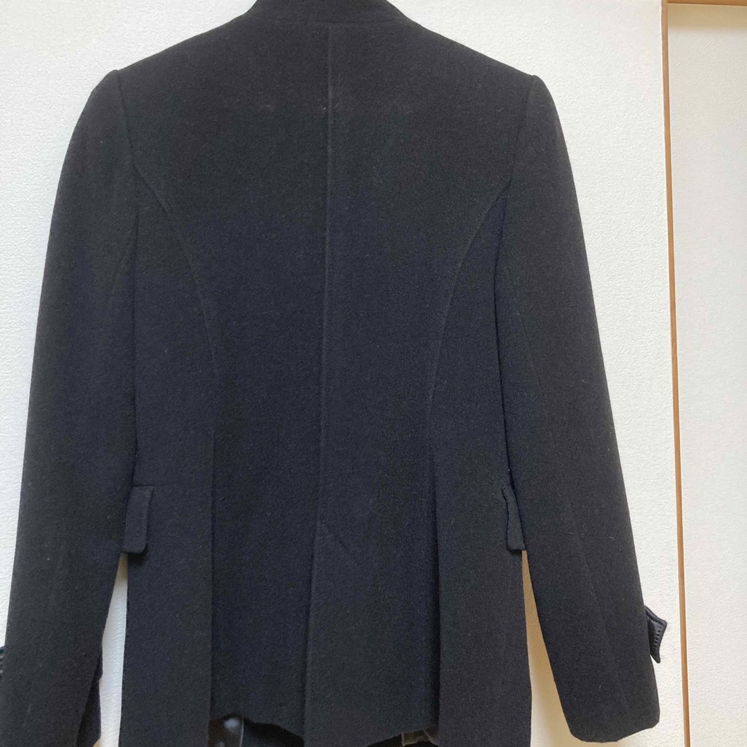 J&R(ジェイアンドアール)のJ&R アンゴラ・ウール スタンドカラー コート ブラック Mサイズ レディースのジャケット/アウター(その他)の商品写真