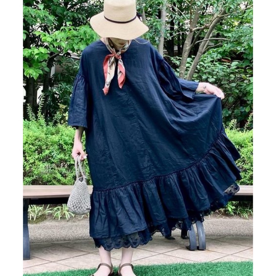 nest Robe(ネストローブ)の※2/9までの販売※　nest Robe コットンチュールレース付きロングOP レディースのワンピース(ロングワンピース/マキシワンピース)の商品写真