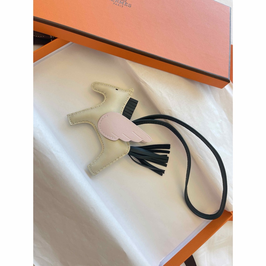 Hermes(エルメス)の入手困難💖新品ペガサスロデオチャーム🐎 レディースのアクセサリー(チャーム)の商品写真