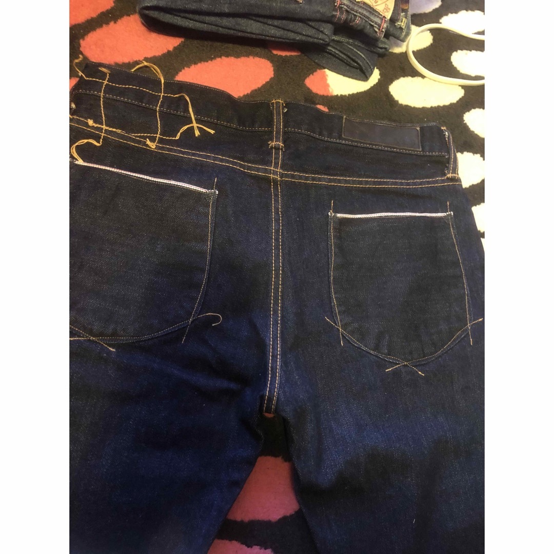 KURO(クロ)の美品　KURO セルビッチジーンズ メンズのパンツ(デニム/ジーンズ)の商品写真