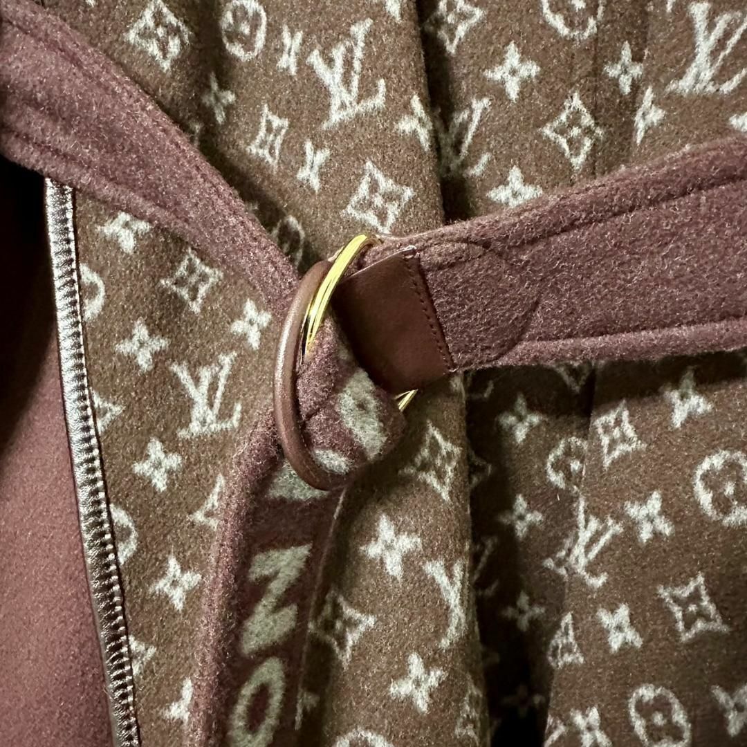 LOUIS VUITTON(ルイヴィトン)の☆即完売モデル☆ルイヴィトン 38 モノグラム ダブルフェイス ラップコート レディースのジャケット/アウター(ロングコート)の商品写真