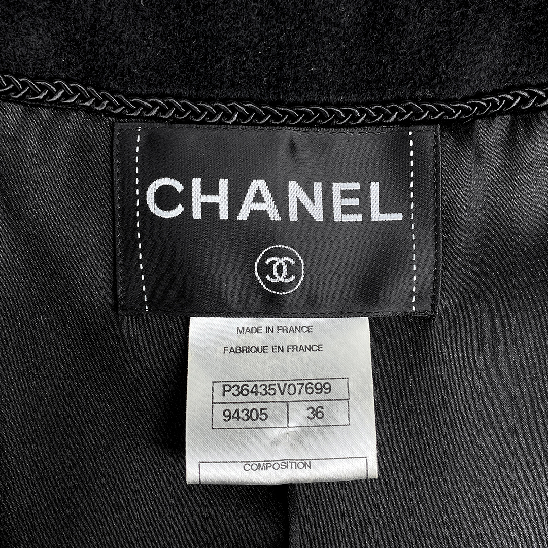 CHANEL(シャネル)のシャネル ココマークボタン トレンチコート レディース 36 【中古】 レディースのジャケット/アウター(トレンチコート)の商品写真