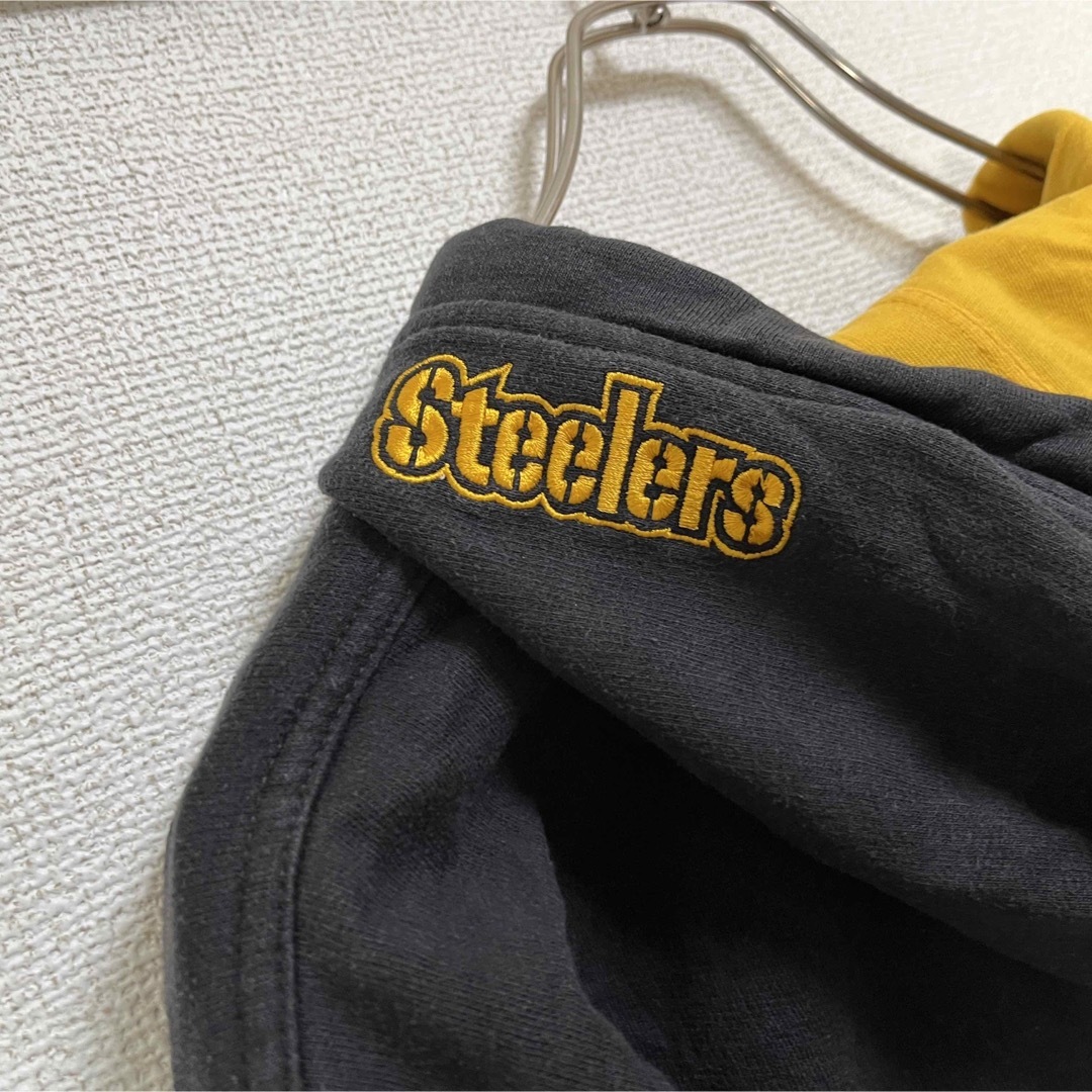 【NFL】パーカー　ピッツバーグスティーラーズ　黒　デカロゴ　アメフト刺繍14 メンズのトップス(パーカー)の商品写真