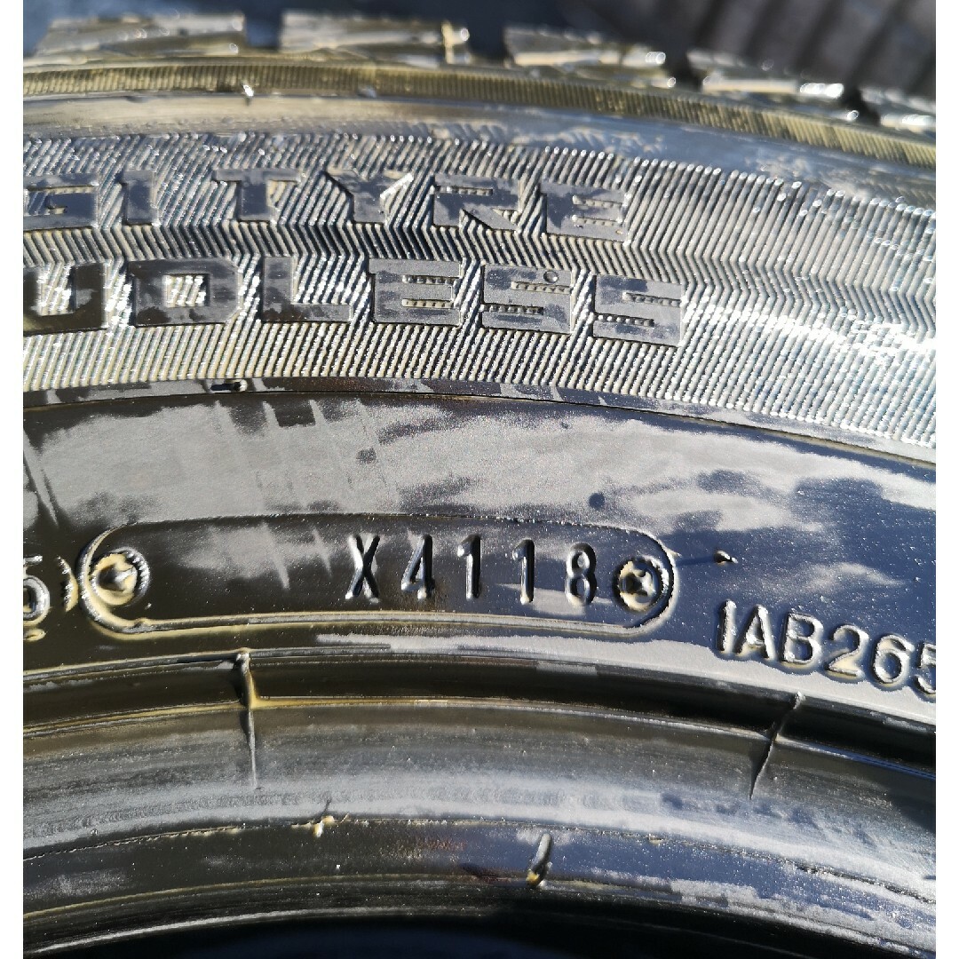 DUNLOP(ダンロップ)の○18中古　ダンロップ　WINTER　MAXX　SJ8　225/65R17　４本 自動車/バイクの自動車(タイヤ)の商品写真