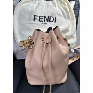 フェンディ(FENDI)の[美品] FENDI モントレゾール(ショルダーバッグ)