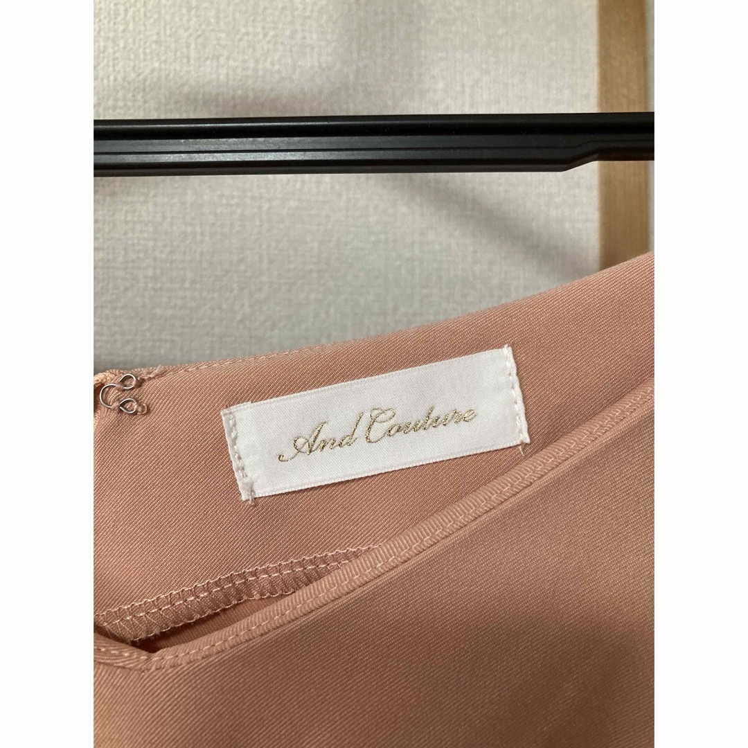 And Couture(アンドクチュール)のセール美品And Couture サーモンピンクのワンピース レディースのワンピース(ロングワンピース/マキシワンピース)の商品写真