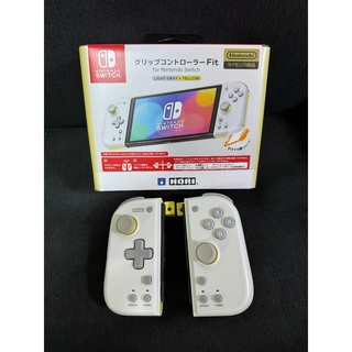 ニンテンドウ(任天堂)のグリップコントローラーFit for Nintendo Switch(携帯用ゲーム機本体)