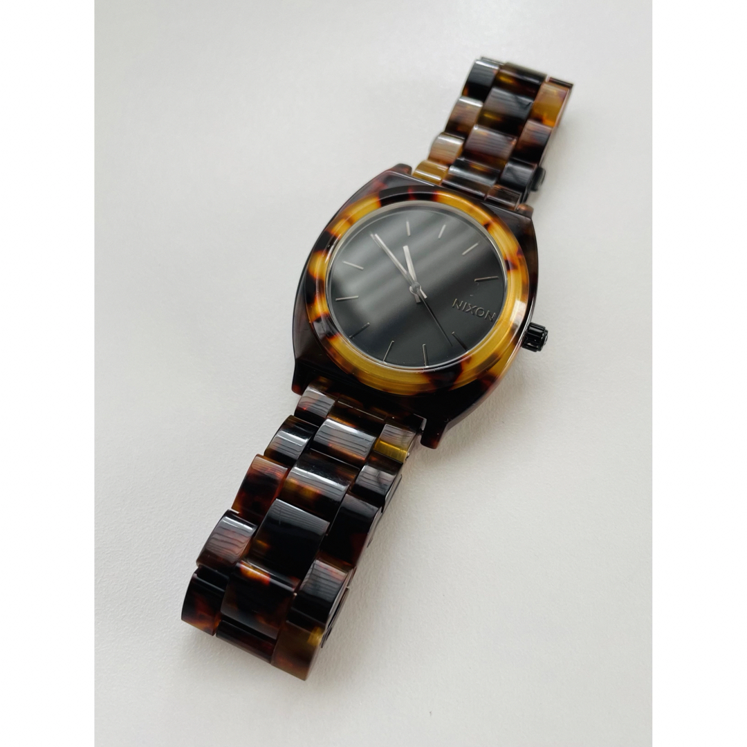 NIXON(ニクソン)の【電池新品の美品】NIXONのTIME TELLER 濃いべっ甲カラー③ レディースのファッション小物(腕時計)の商品写真