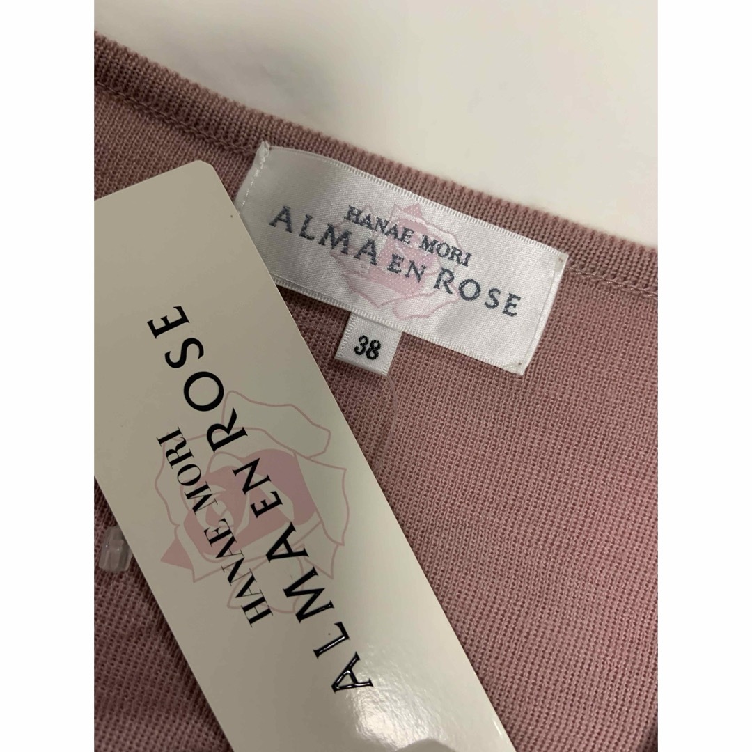 HANAE MORI(ハナエモリ)の未着用新品　ハナエモリ（ALMA EN ROSE）ローズ系ニットボレロ レディースのトップス(ニット/セーター)の商品写真