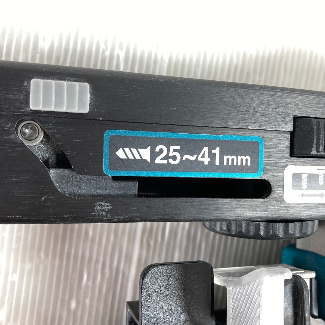 Makita(マキタ)の＊＊MAKITA マキタ 18V 25~41mm 充電式スクリュードライバ バッテリ1個付 ※充電器なし） FR451D ブルー インテリア/住まい/日用品のインテリア/住まい/日用品 その他(その他)の商品写真