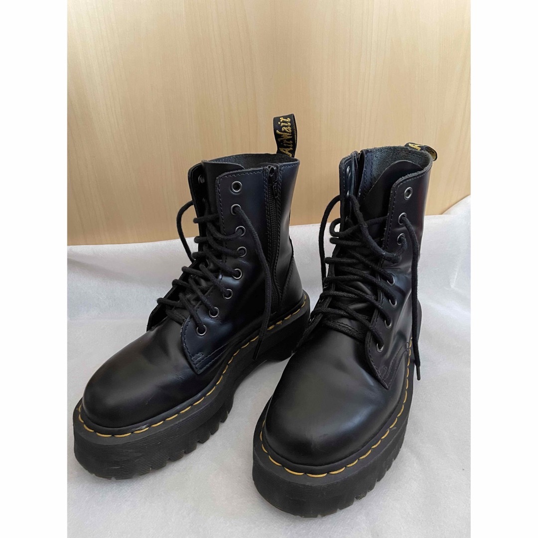 Dr.Martens(ドクターマーチン)のDr.Martens厚底ブーツ レディースの靴/シューズ(ブーツ)の商品写真