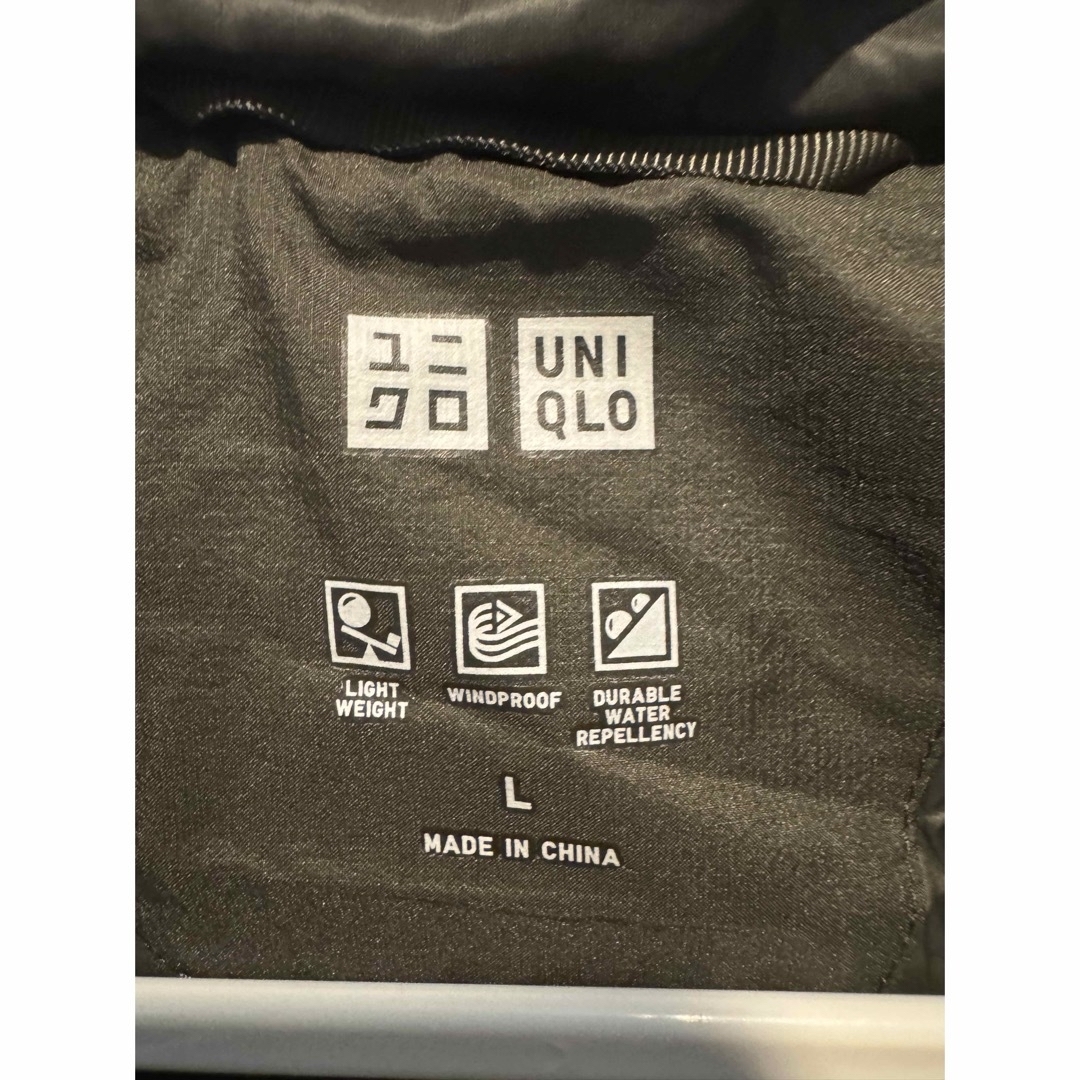 UNIQLO(ユニクロ)のユニクロ　ダウンジャケット　オリーブグリーン　Lサイズ　ほぼ未使用 メンズのジャケット/アウター(ダウンジャケット)の商品写真