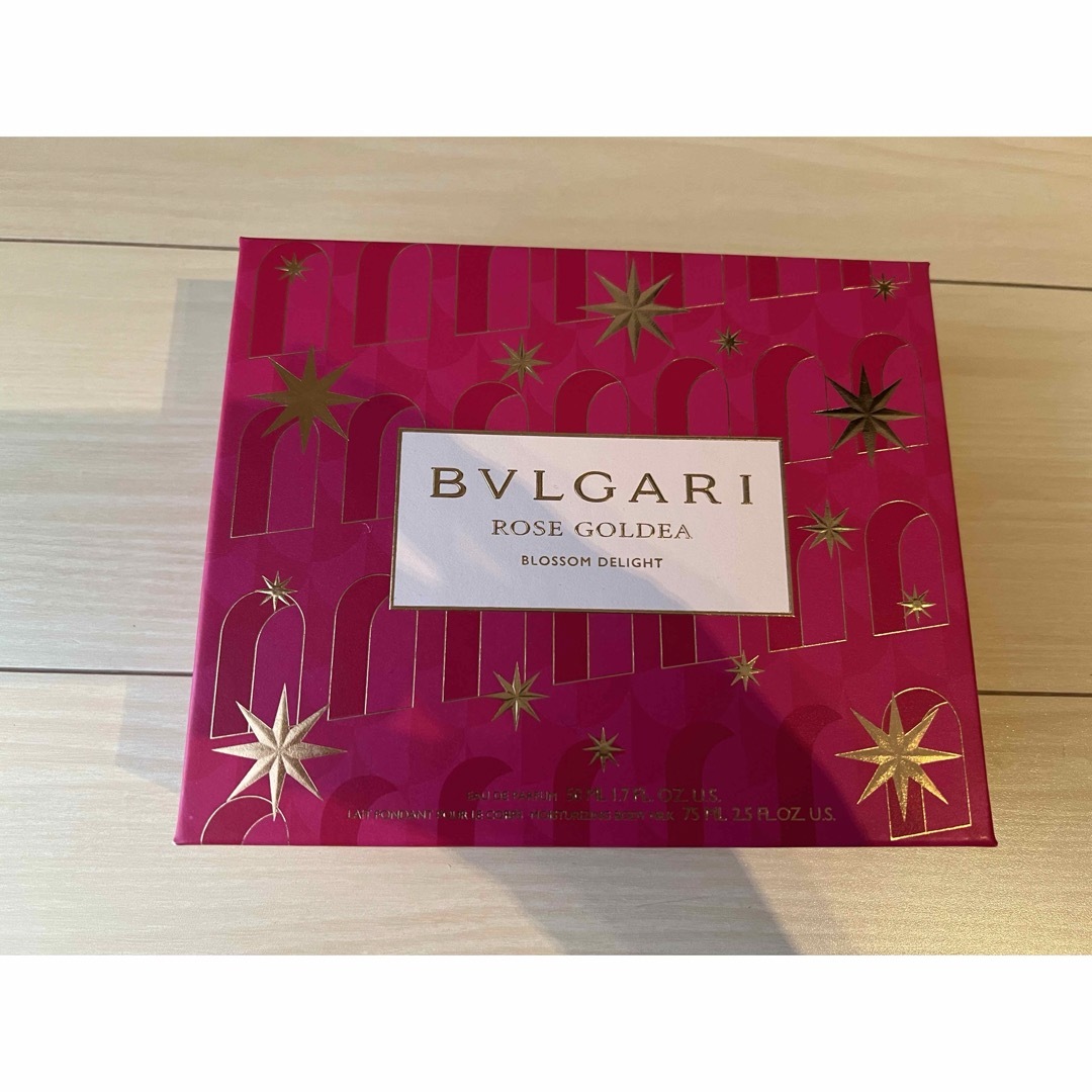 BVLGARI(ブルガリ)のブルガリ　ローズゴルデアブロッサムディライトコフレ2 コスメ/美容のボディケア(ボディクリーム)の商品写真