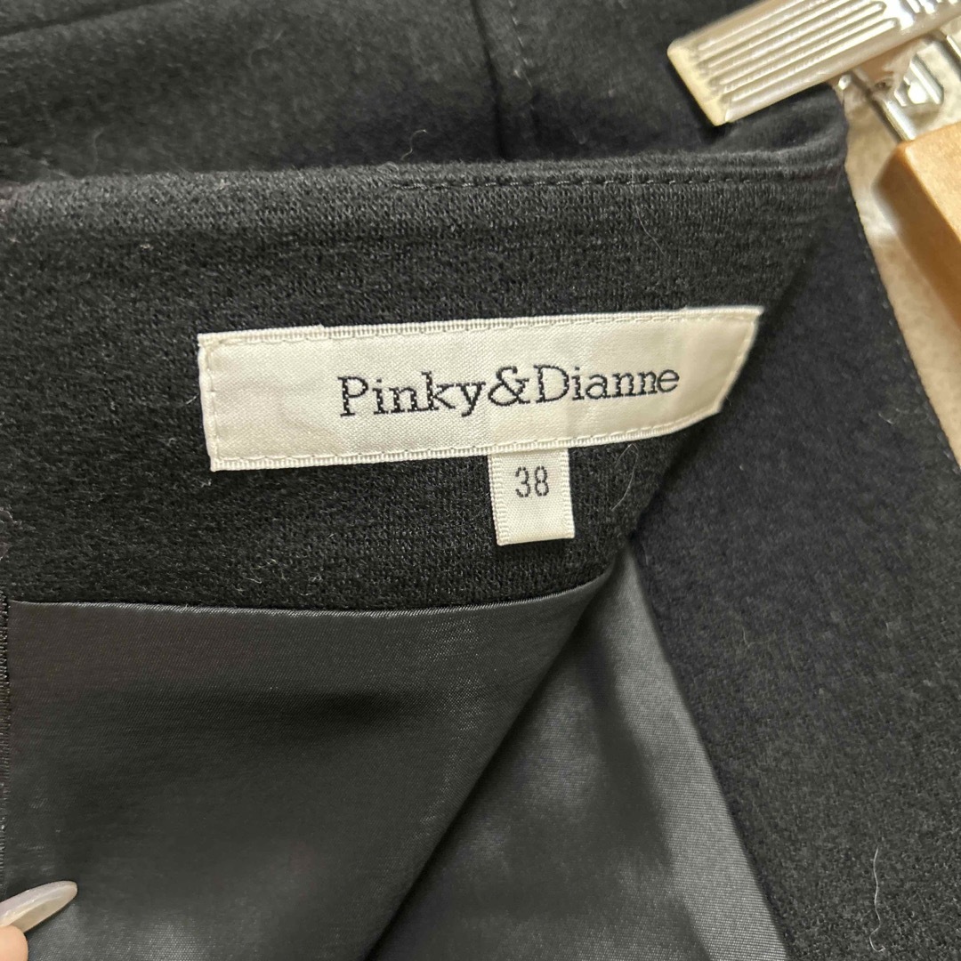 Pinky&Dianne(ピンキーアンドダイアン)のPinky&Dianne スカート レディースのスカート(ひざ丈スカート)の商品写真