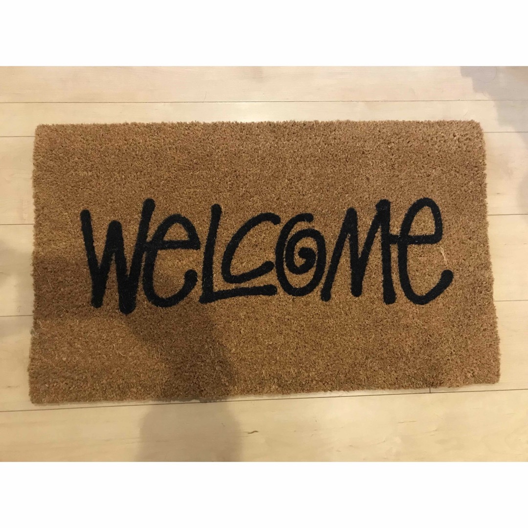 STUSSY(ステューシー)のSTUSSY WELCOME MAT 完売品 stussy ラグ ステューシー  インテリア/住まい/日用品のラグ/カーペット/マット(玄関マット)の商品写真