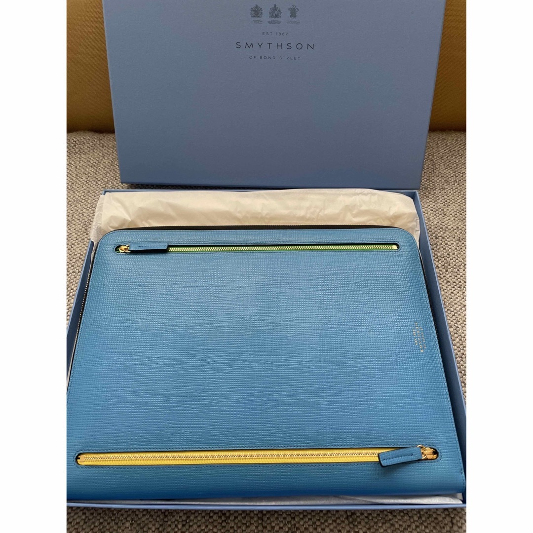 Smythson(スマイソン)の【新品・未使用】スマイソンPCケース メンズのバッグ(ビジネスバッグ)の商品写真